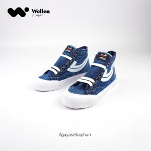 gambar sepatu johnson galaxy pro putih biru