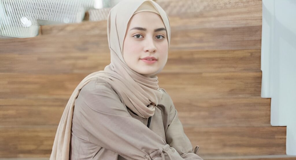 warna jilbab beige
